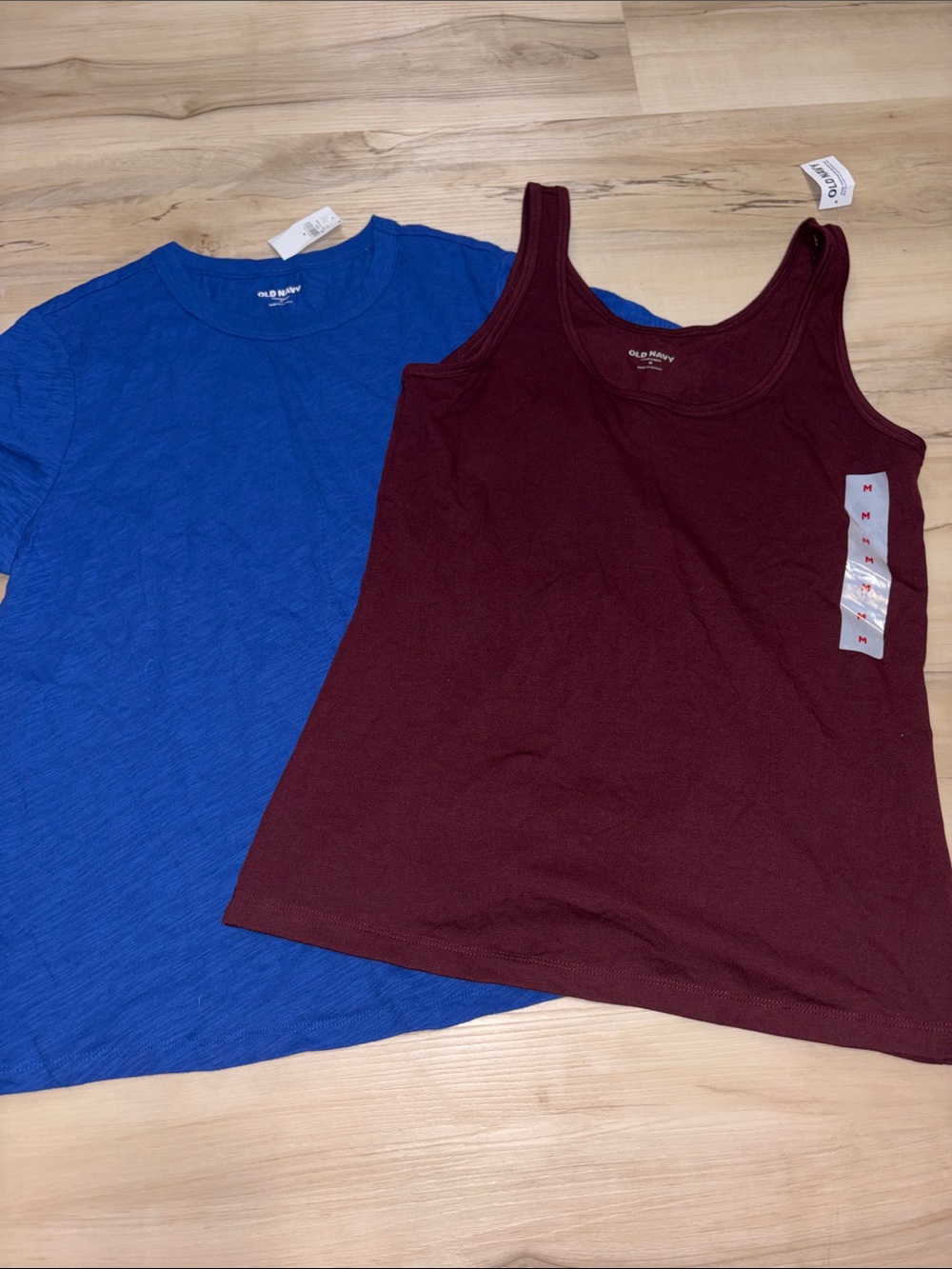 NWT Old Navy Top Lot of 2 Everywear Tee & First-Layer Tank Blue Maroon M classic